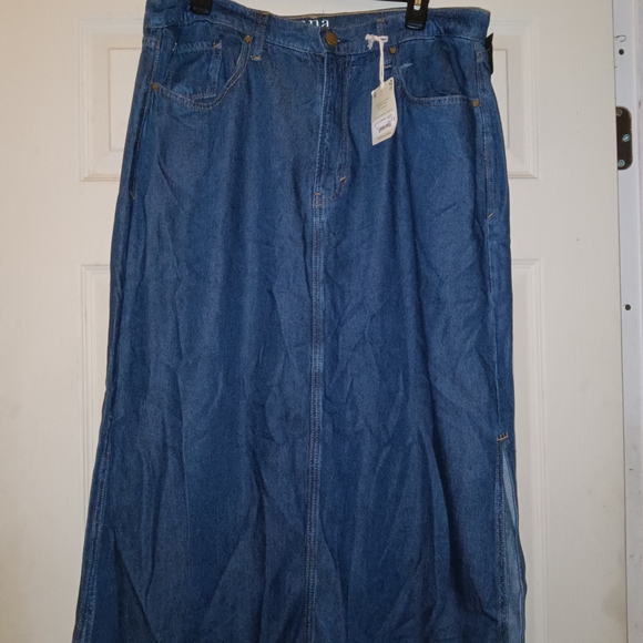 a.n.a Dresses & Skirts - ANA Women's Denim Maxi Skirt New With Tags